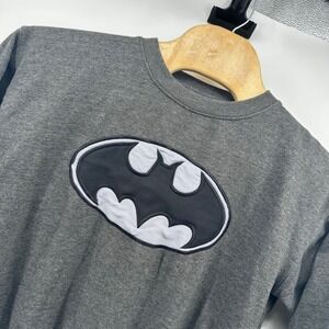 Six Flags‎ Entertainment Corp Batman DC Comics Gray Sweatshirt Medium